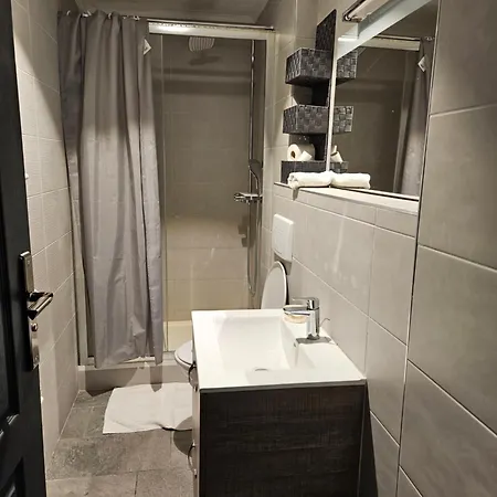 1 Apartment
